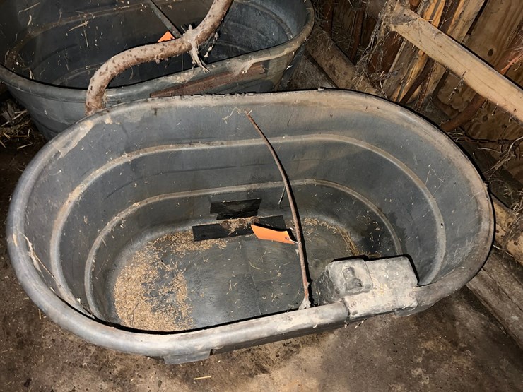 #9612-•-water-tank-image-1