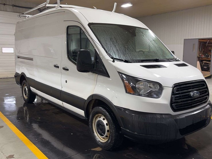 2019-ford-transit-image-7