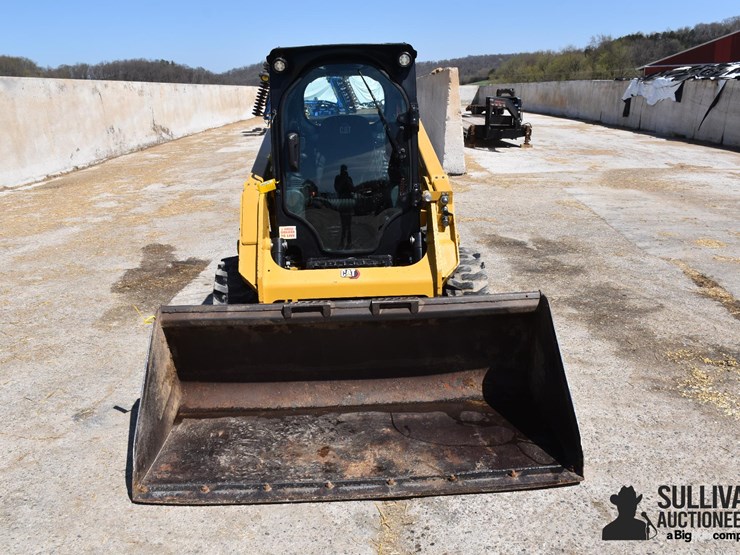 2023-caterpillar-232d3-image-2