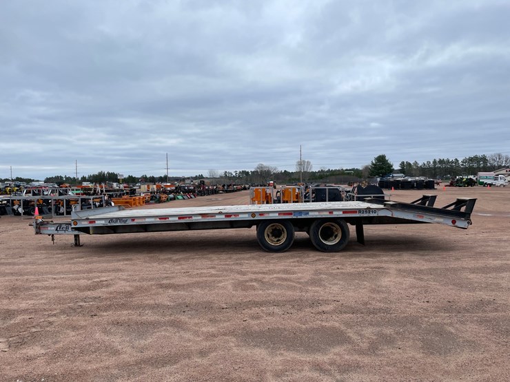 #366-•-1995-redi-haul-r25'-deckover-dovetail-trailer-(has-wi-title)-(nitke-yard-mosinee,-wi)-image-8