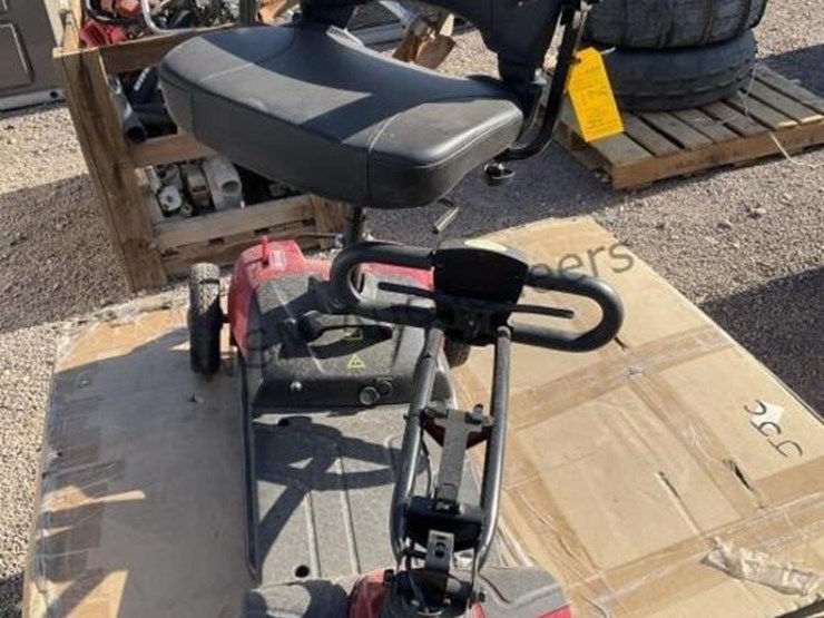 (3)-electric-scooters-image-3