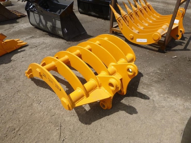 caterpillar-305-image-4