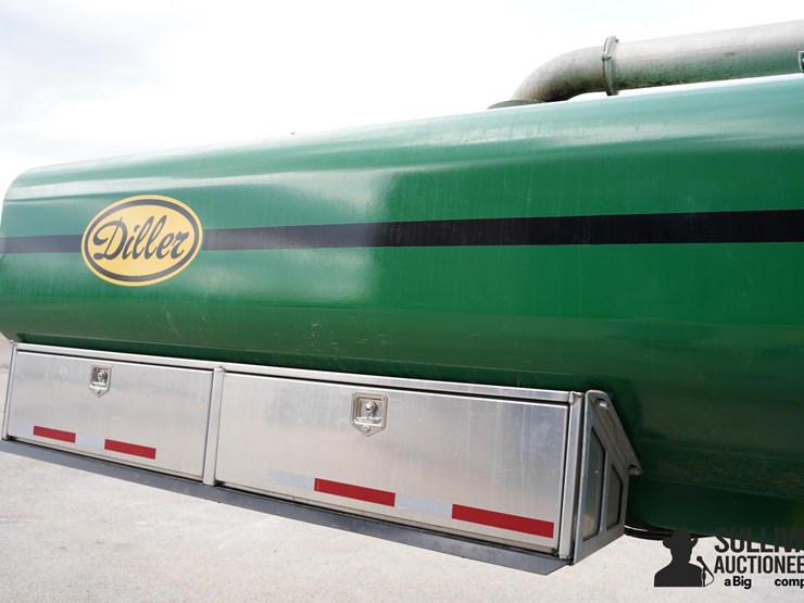 2024-diller-st-6500-27'-t/a-manure-tanker-image-19