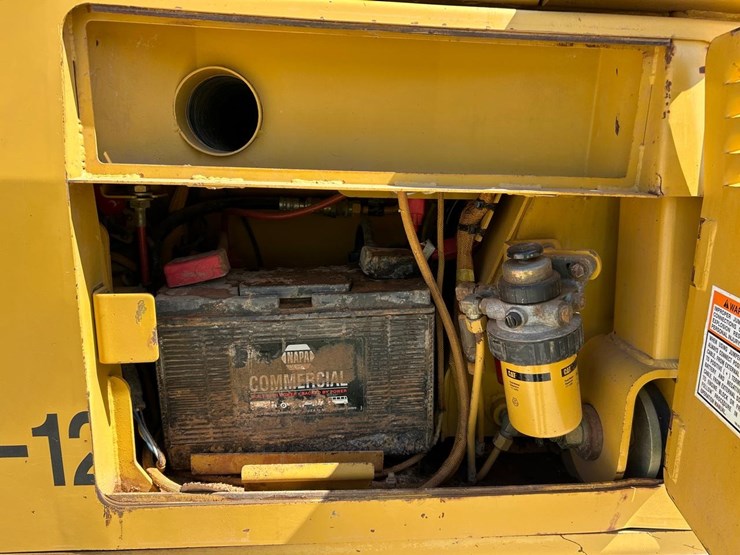 caterpillar-d5g-xl-image-16