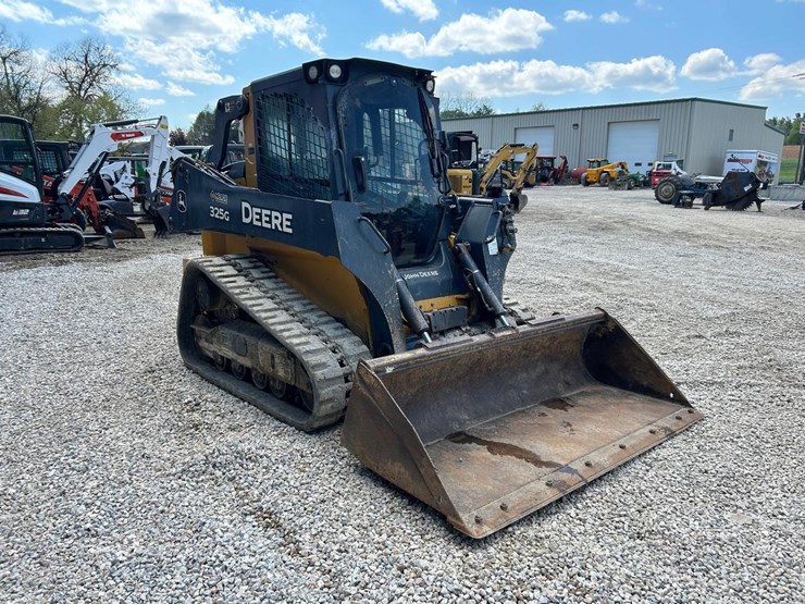 2019-deere-325g-image-6