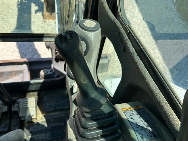 bobcat-e50-image-22