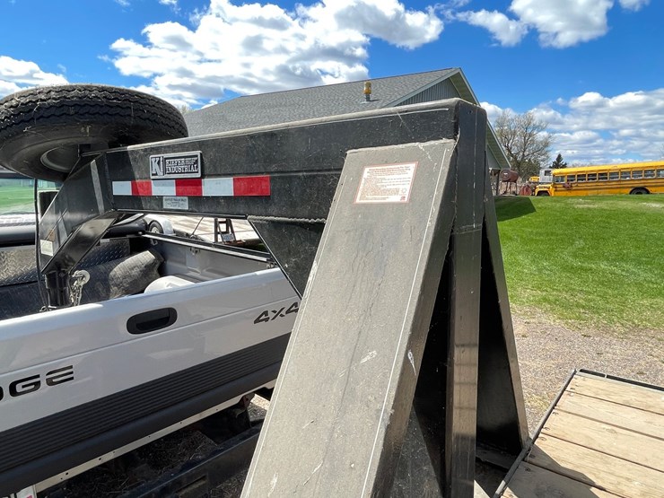 #364-•-2000-keifer-25'-gooseneck-equipment-trailer-(has-wi-title)-(frederic,-wi)-image-17