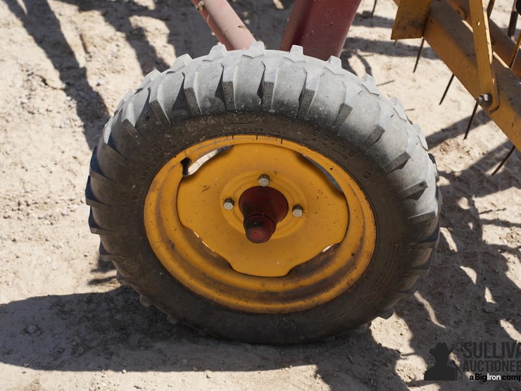 new-holland-258-image-18