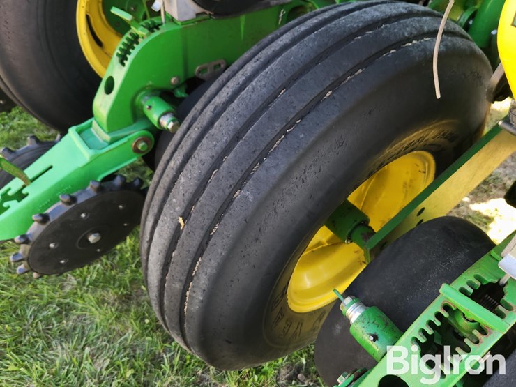2004-john-deere-1790-ccs-image-20