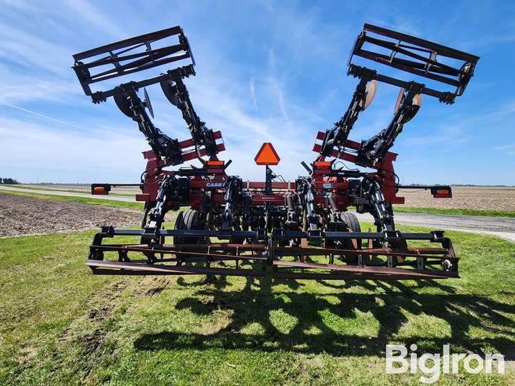 2016-case-ih-2016-image-6