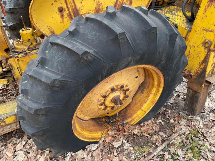 john-deere-440-image-15