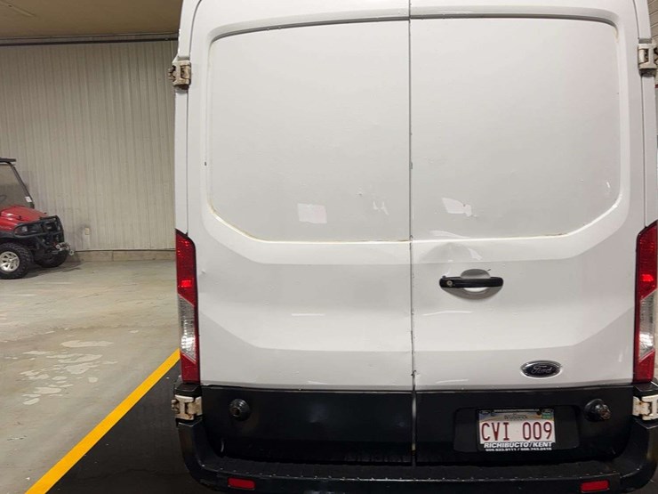 2019-ford-transit-image-24