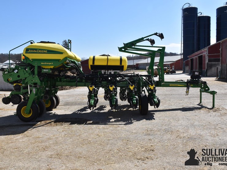 2014-john-deere-1775nt-image-4