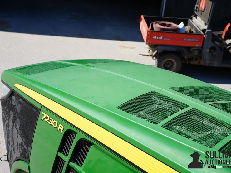 2013-john-deere-7230r-image-18
