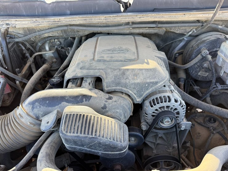 2013-chevrolet-1500-image-22