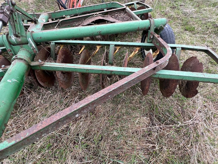 john-deere-12-image-8