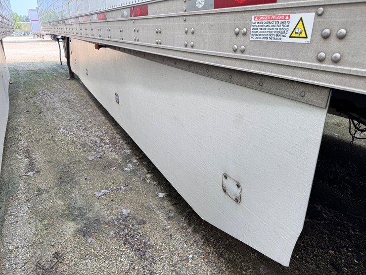 2016-utility-reefer-image-25