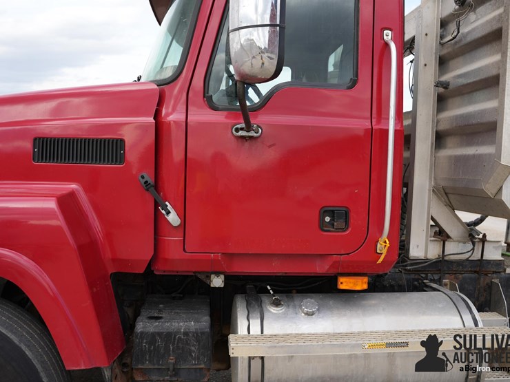 2007-mack-chn613-image-15