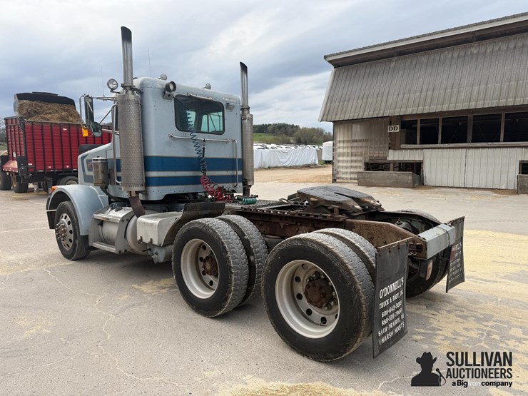 1998-peterbilt-378-image-7