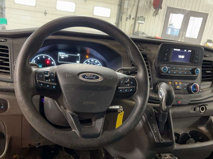 2020-ford-transit-image-15