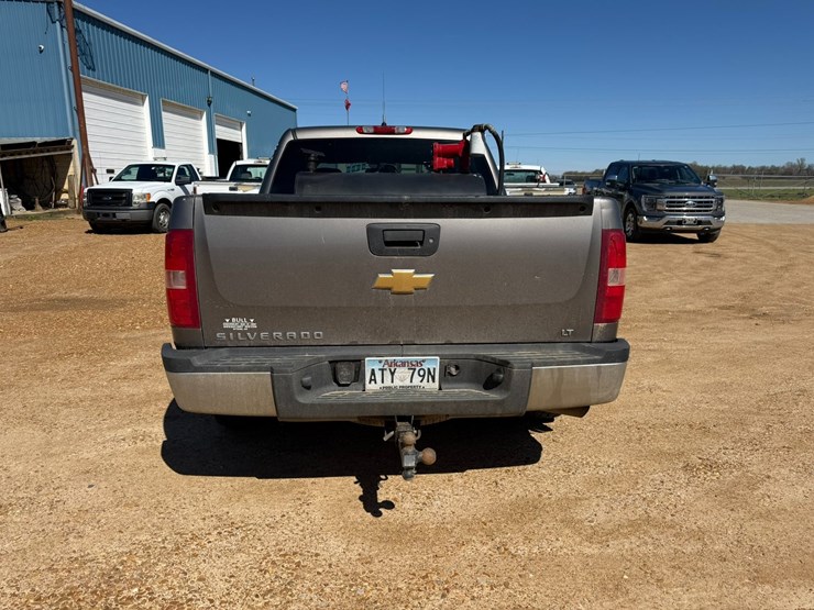 2013-chevrolet-1500-image-6