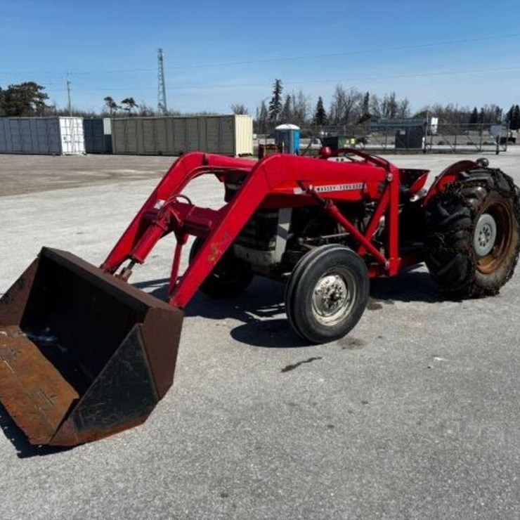 MASSEY-FERGUSON 135