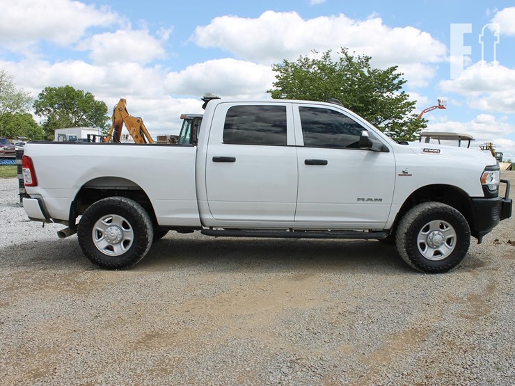 2019-dodge-ram-2500-image-4