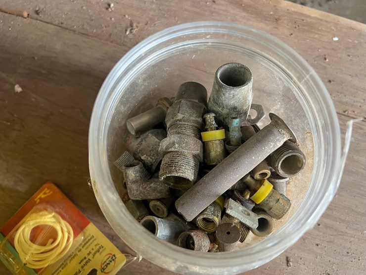 #9636-•-plumbing-supplies-image-9
