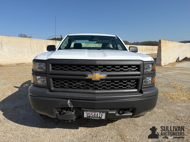 2015-chevrolet-1500-image-2