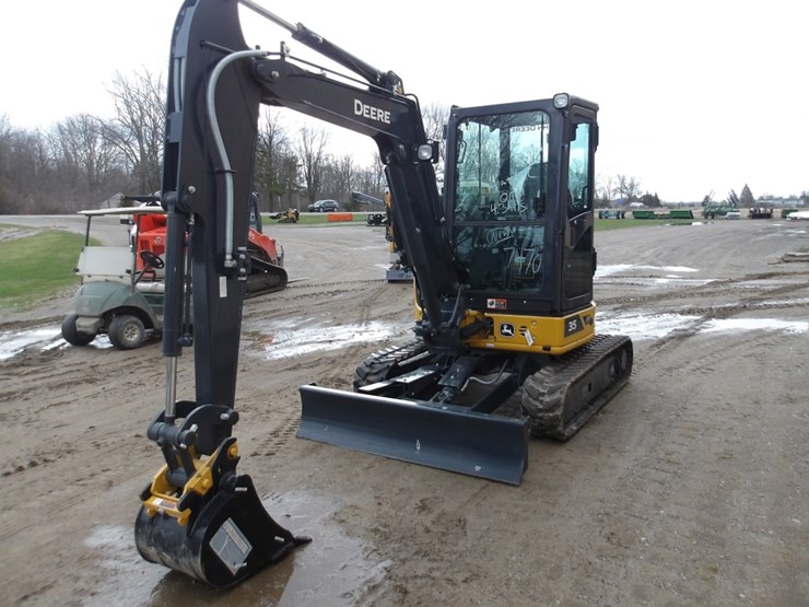 #7470-•-john-deere-35p-mini-excavator-with-4-hours!-image-14