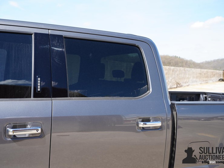 2021-ford-f250-xlt-image-18