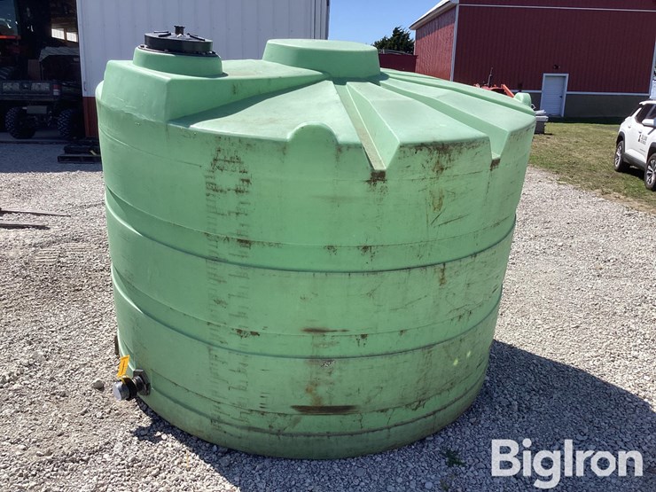 1500-gal-poly-water-tank-image-8