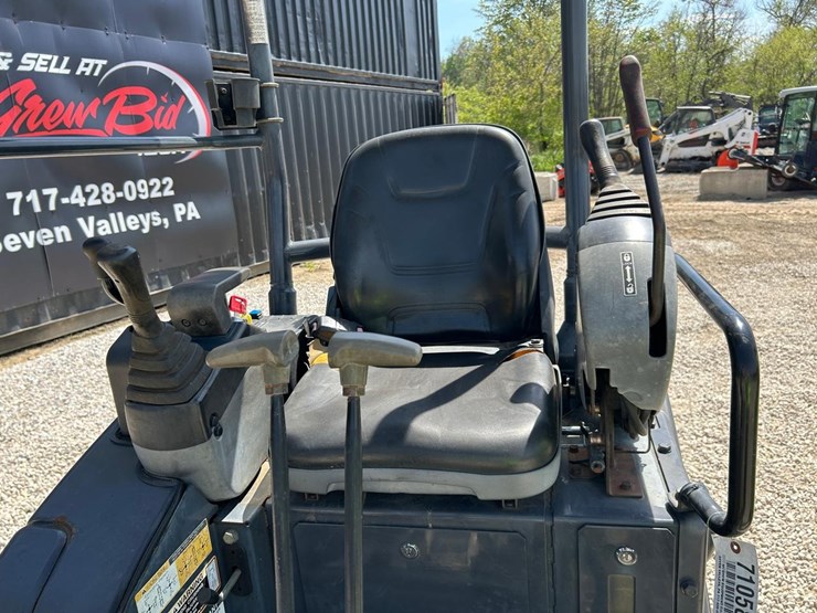 deere-17d-image-19