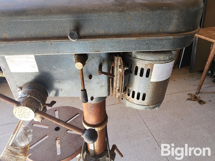 chicago-dp-558-1/2-hp-drill-press-image-10