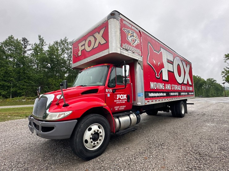 2018-international-durastar-4300-image-1