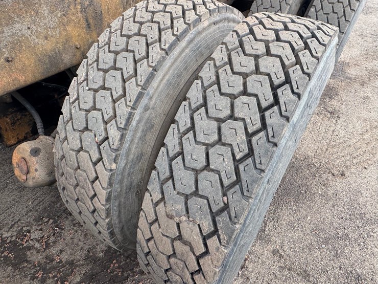 #204-•-1999-western-star-dump-truck-(has-mn-title)-(ham-lake,-mn)-image-19
