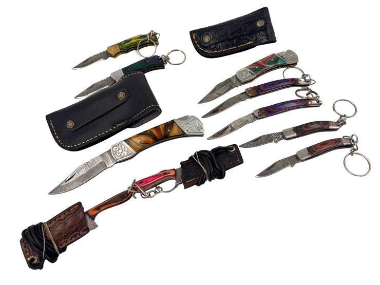 #134-•-hand-made-imported-knives-image-1