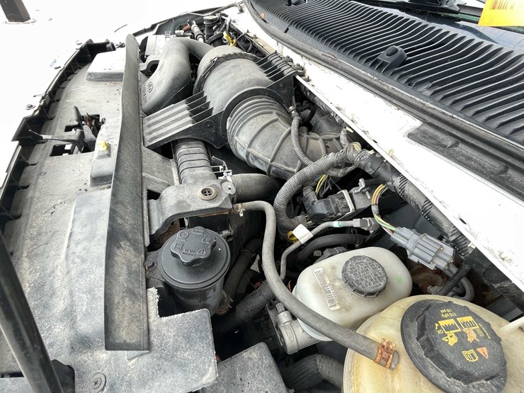 2017-ford-e450-image-66