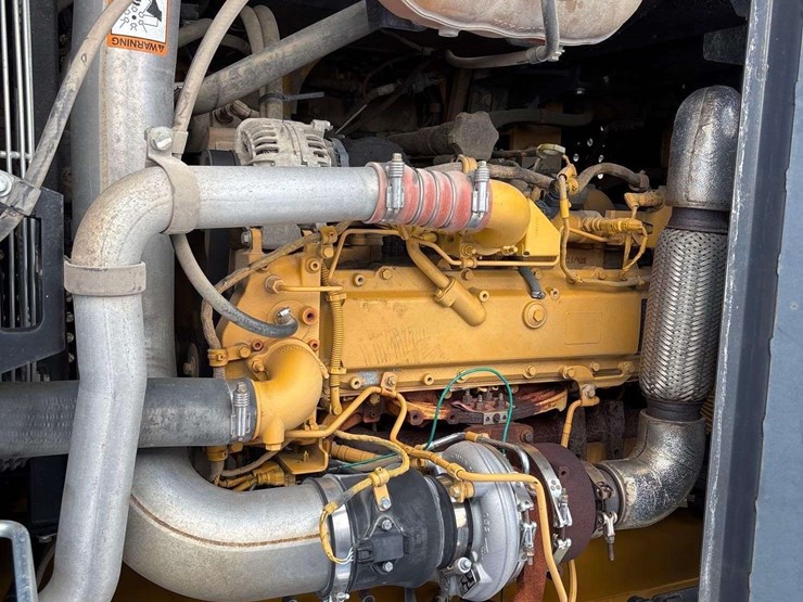 2019-deere-210g-image-25