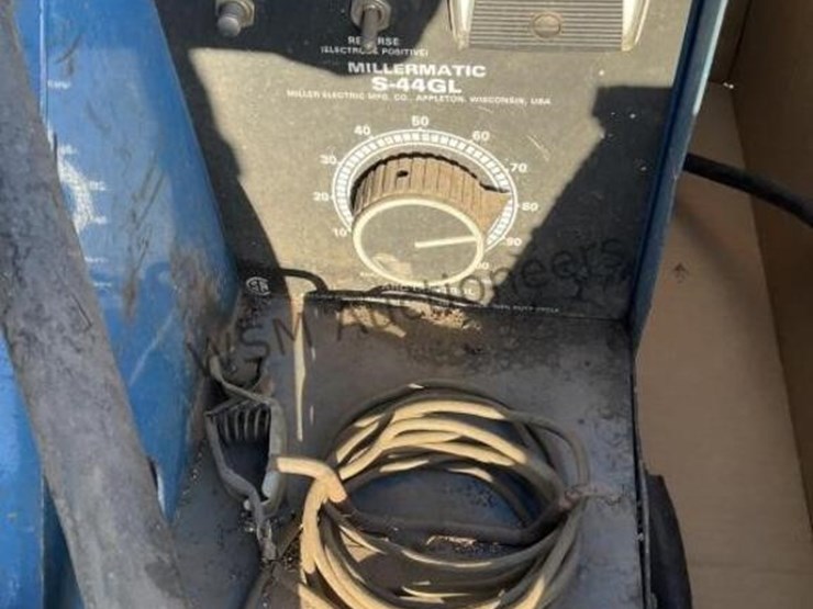 miller-millermatic-s-44gl-wire-feeder-image-6