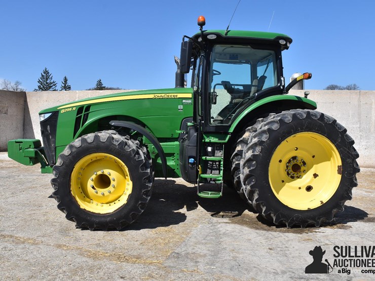 2018-john-deere-8295r-image-8