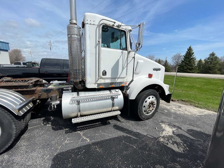 1997-kenworth-t800-image-4
