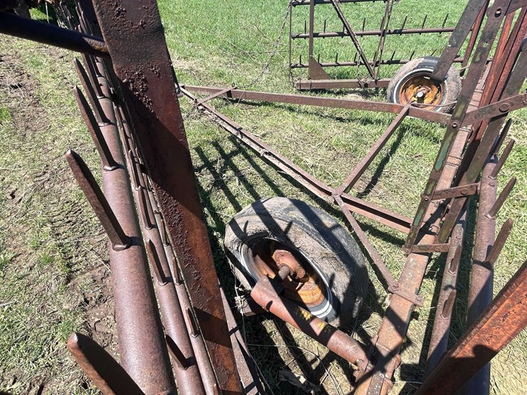 #6092-•-towable-farm-harrow-(omro,-wi)-image-9