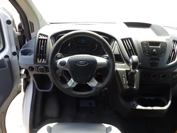 2017-ford-transit-image-9
