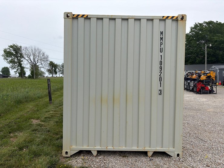 #102-•-40’-5-door-shipping-container-image-2