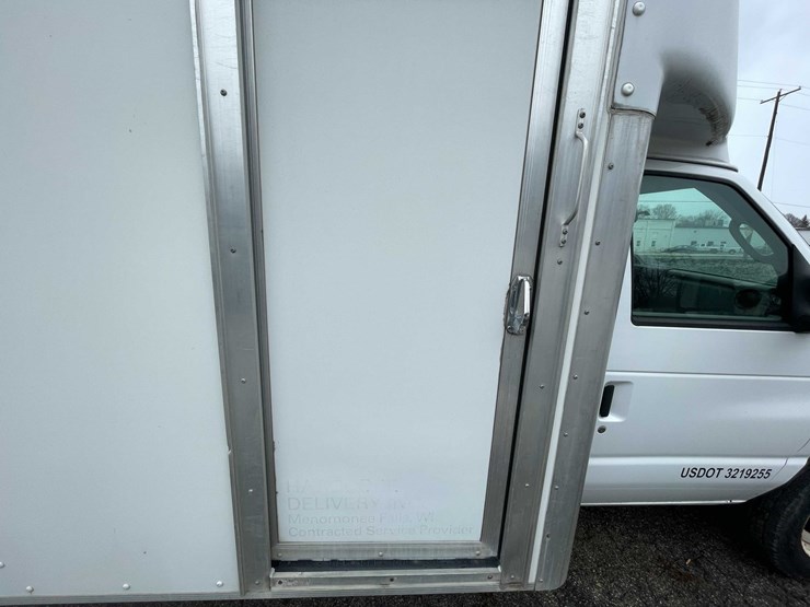 2016-ford-e450-image-45