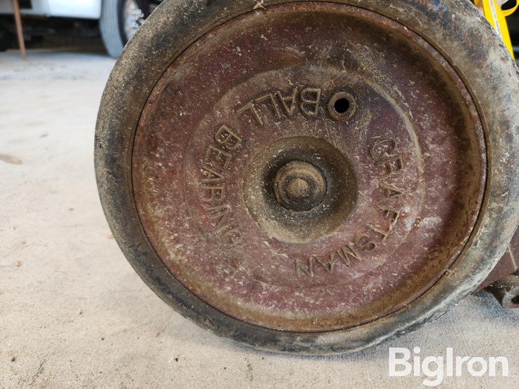 manual-push-mowers-image-12