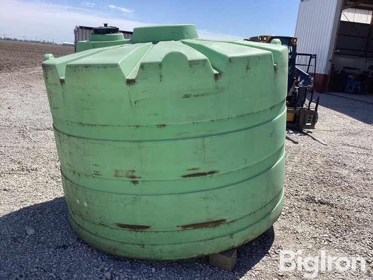 1500-gal-poly-water-tank-image-6