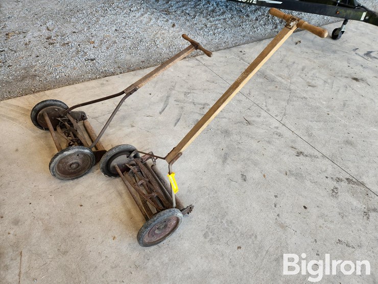 manual-push-mowers-image-1
