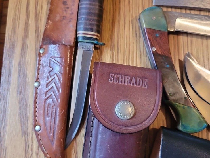 collection-of-assorted-folding-and-fixed-blade-knives-with-sheaths-image-4